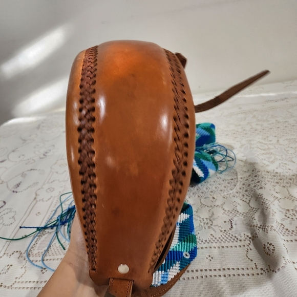 Hand-made Mexican leather bag - Picture 5 of 9